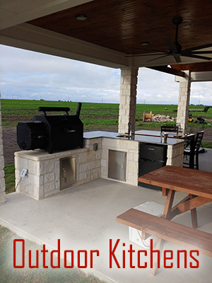 Chillin N Grillin Outdoor Kitchen